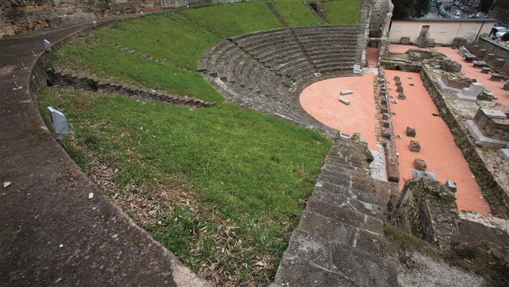 exploring-trieste-roman-amphitheater