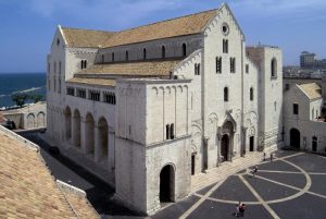 Basilica-san-nicola-leggenda