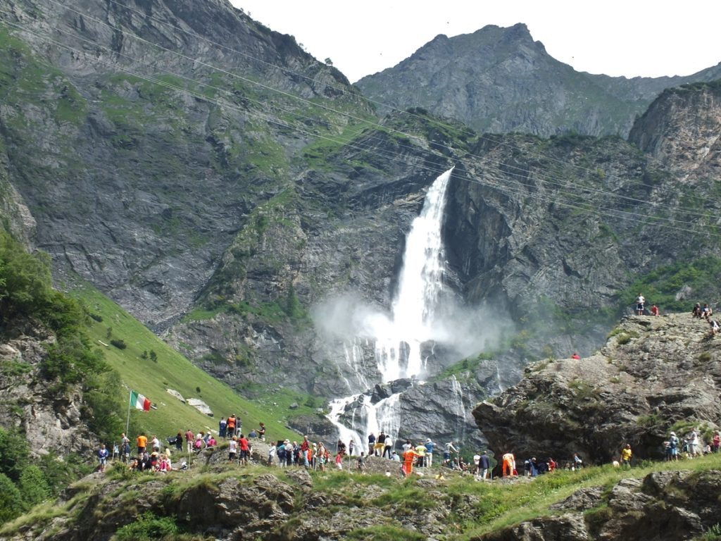 italian-alps-serio-waterfalls
