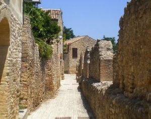 Rocca-san-giovanni-village