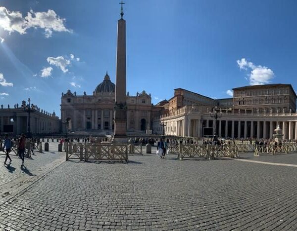 vaticano-piazza san pietro-roma